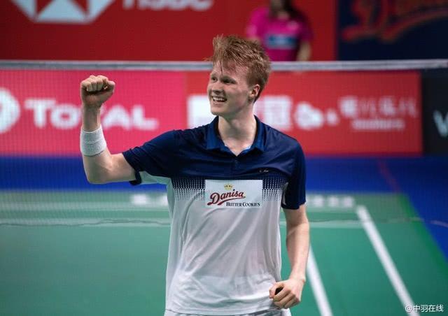 本场的点球 本场的点球