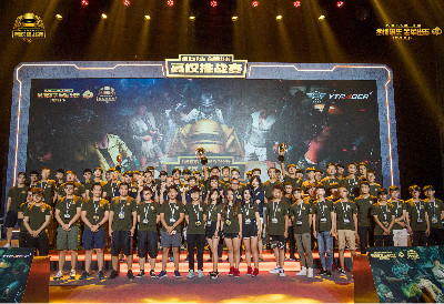 他只是在课 他只是在课